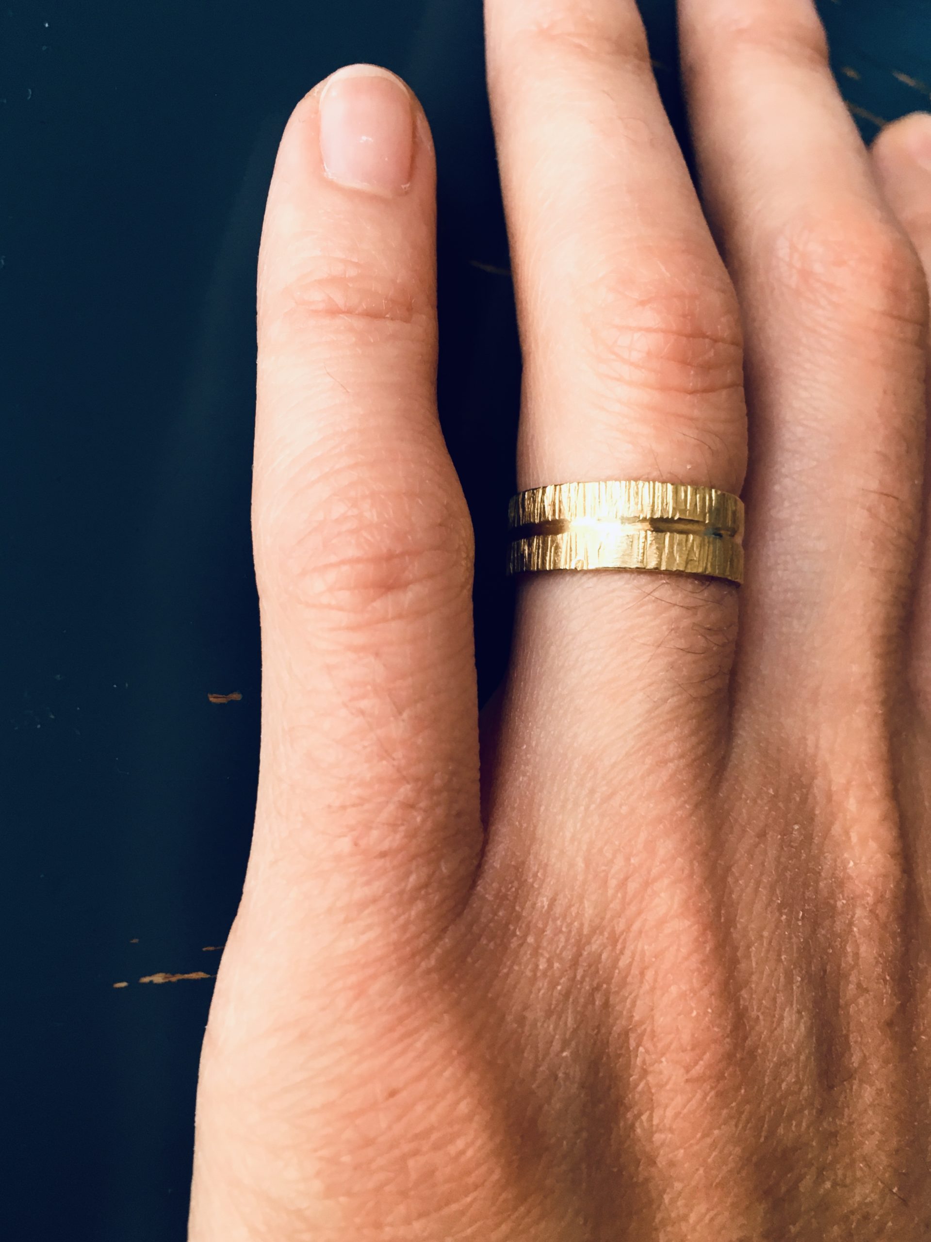 Double bague martelée
